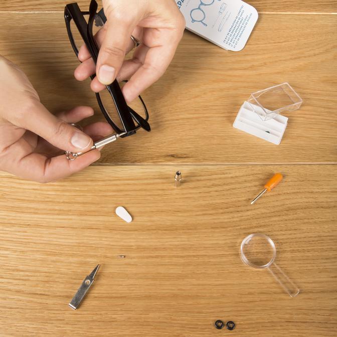 Kikkerland Eyeglass Repair Kit