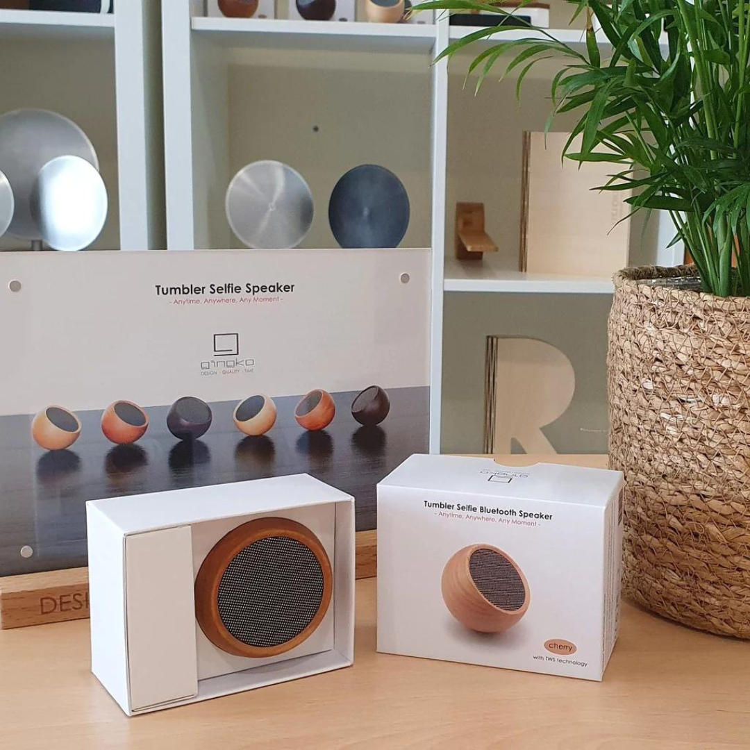 Gingko Design | Tumbler Selfie Speaker Maple by Weirs of Baggot Street