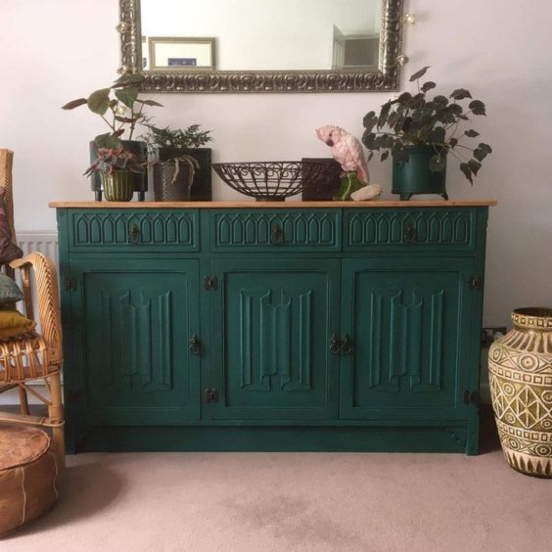 Victory Lane Frenchic Paint Al Fresco Inside _ Outside Range by Weirs of Baggot Street Irelands Largest and most Trusted Stockist of Frenchic Paint. Shop online for Nationwide and Same Day Dublin Delivery