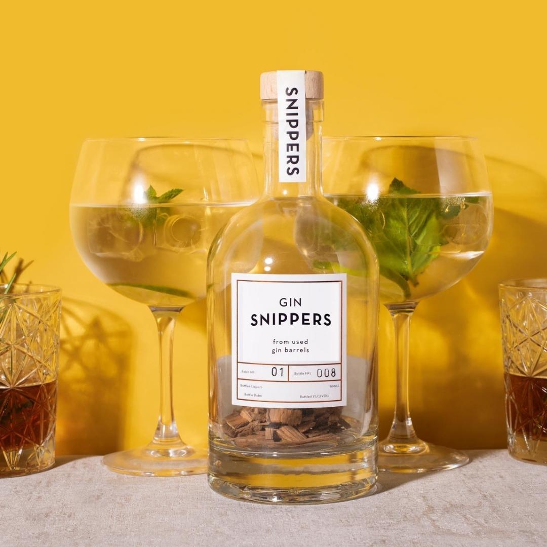 Snippers - Gin 350ml Faulous Gifts by Weirs of Baggot Street