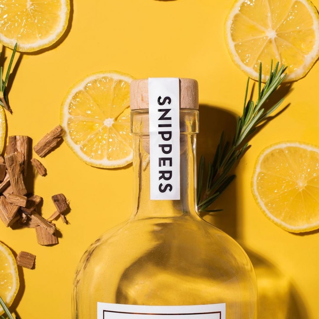 Snippers - Gin 350ml Faulous Gifts by Weirs of Baggot Street